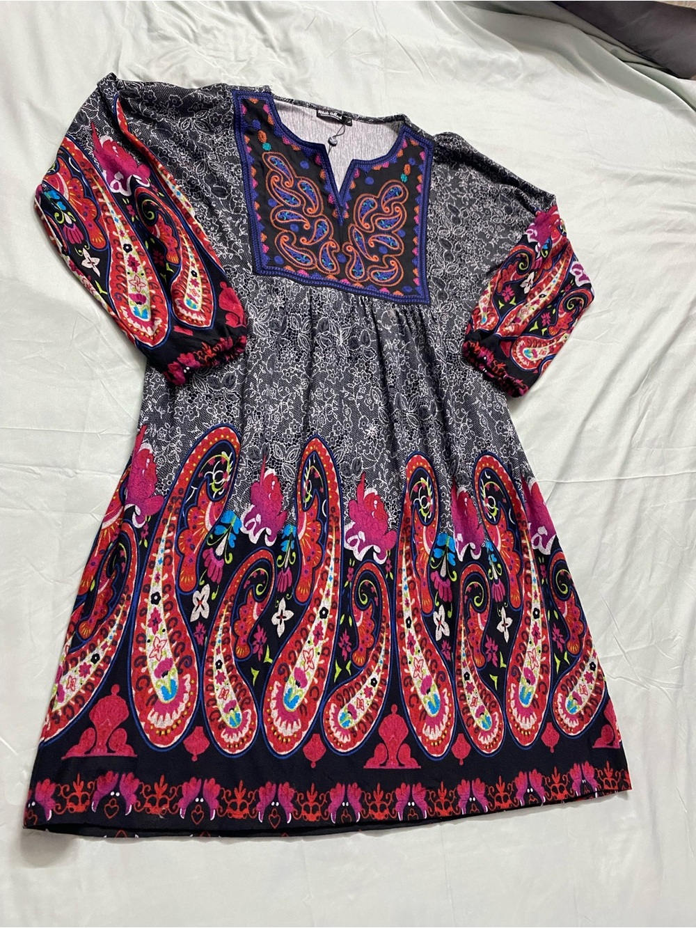 NWT White Mark Boho Embroidered Paisley V-Neck Mini Dress Large - Picture 2 of 10